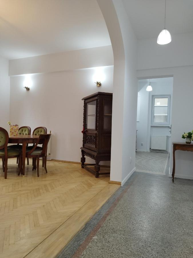 Central Appartment - Heart Of Bucharest - Sector 1 - New Renovated - Open Space ภายนอก รูปภาพ